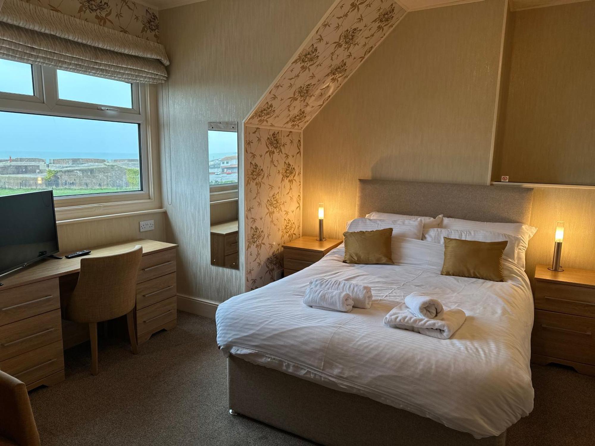 Devonia Express Hotel Истборн Стая снимка